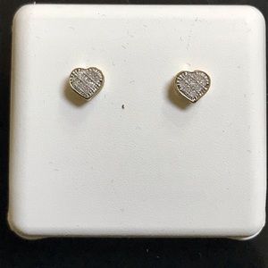 1/20 Ctw Diamond Heart Earrings
